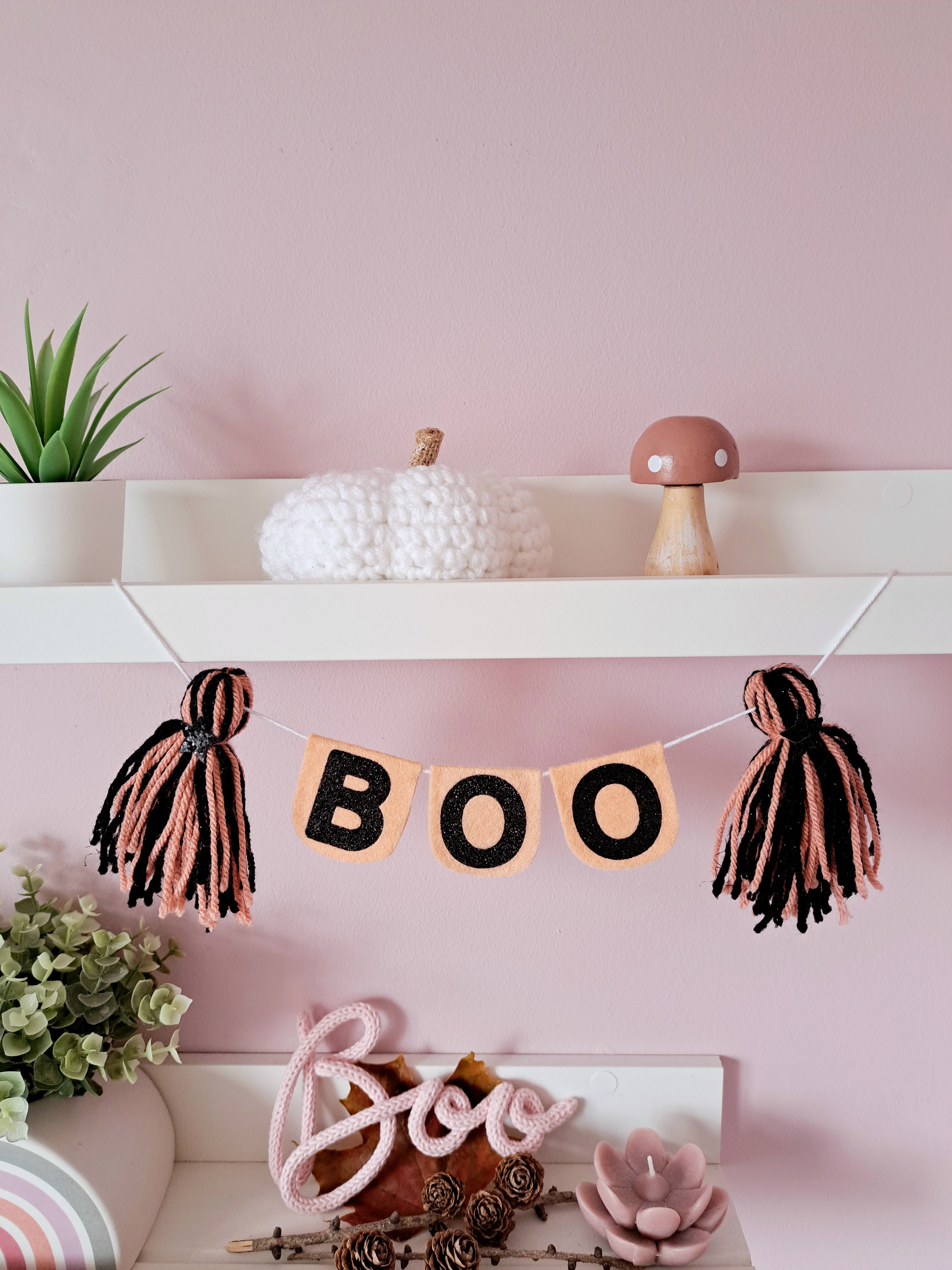 'BOO' Garland with tassels – bellaandbitsy