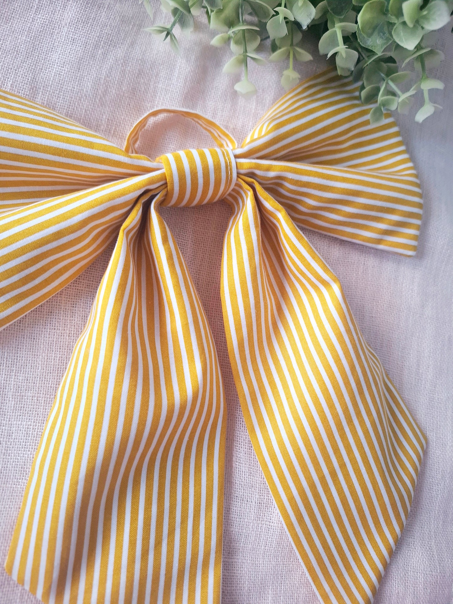 Medium Fabric Bow