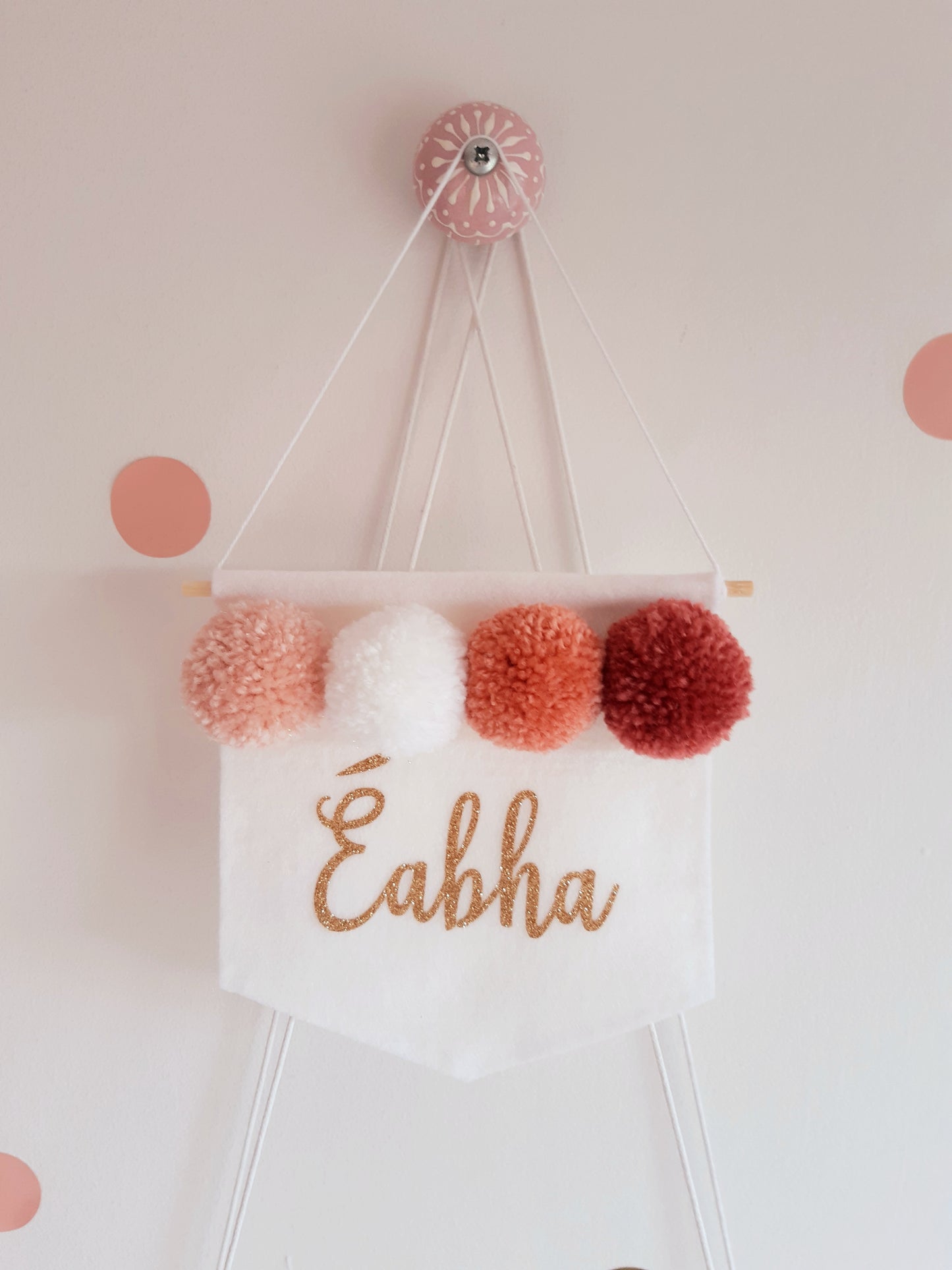 Custom Pompom Banner, 4 Pompoms